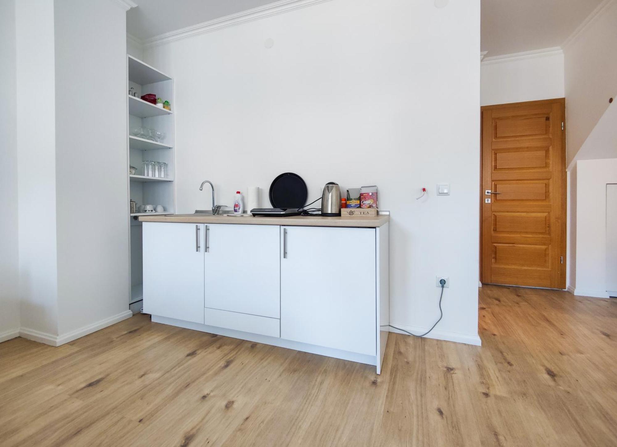 Central Apartment Кониц Экстерьер фото