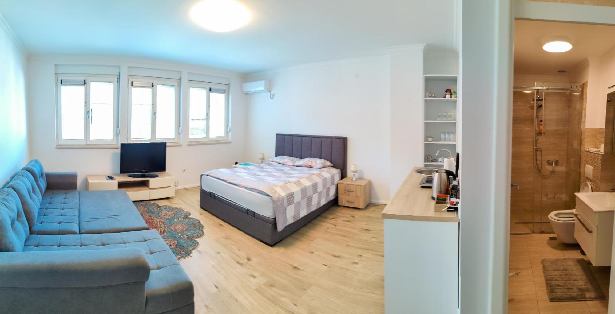 Central Apartment Кониц Экстерьер фото